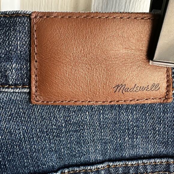 Madewell Classic Straight Jean Selvedge Edition - Picture 10 of 12